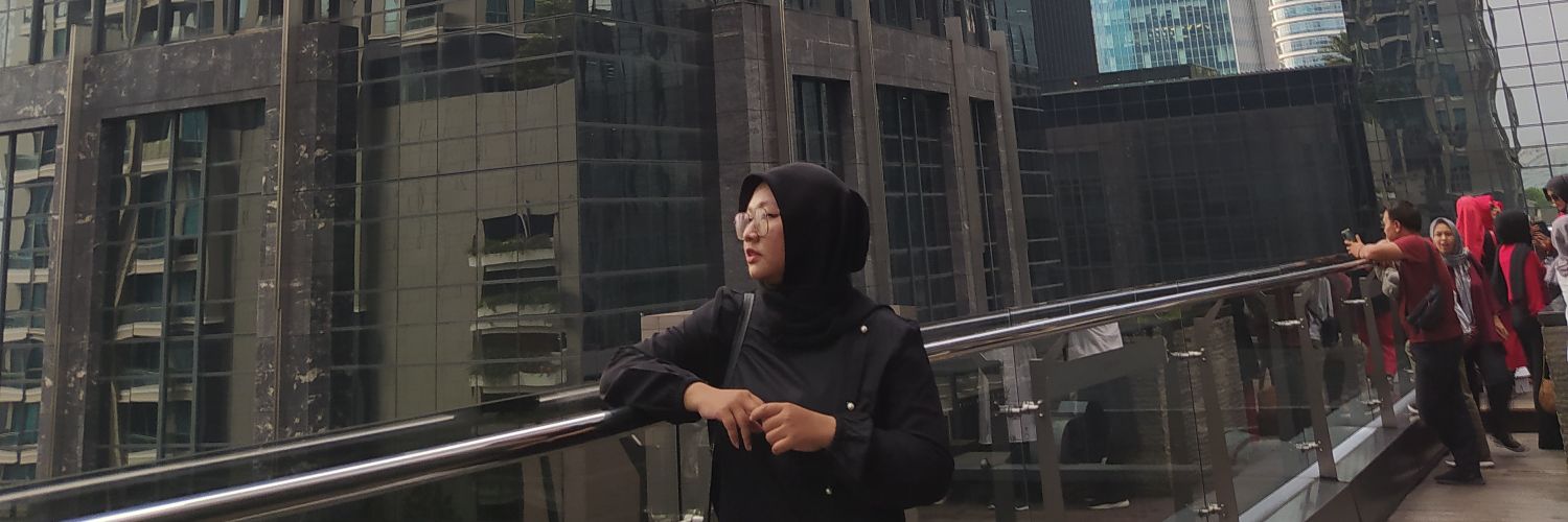 khhusnul11's profile banner image
