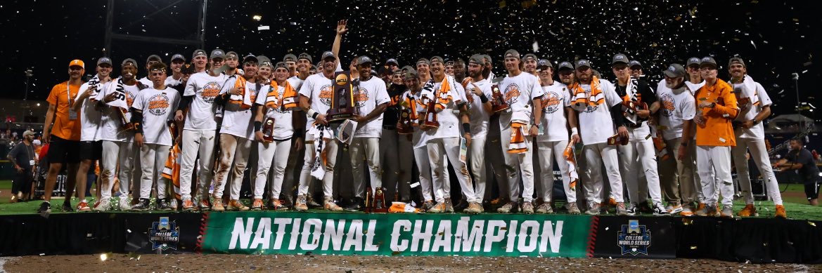 PattRiley🍊's banner