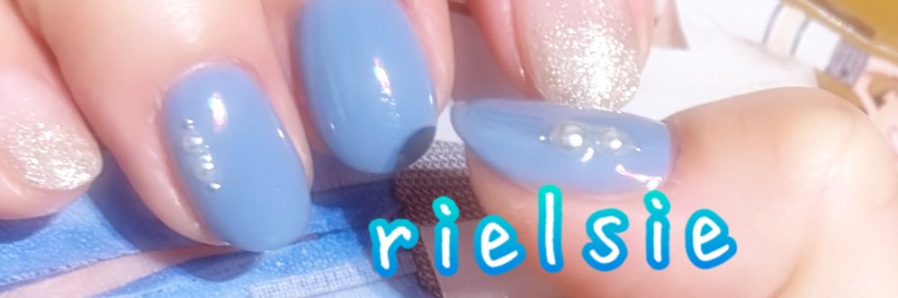 rielsie's profile banner image