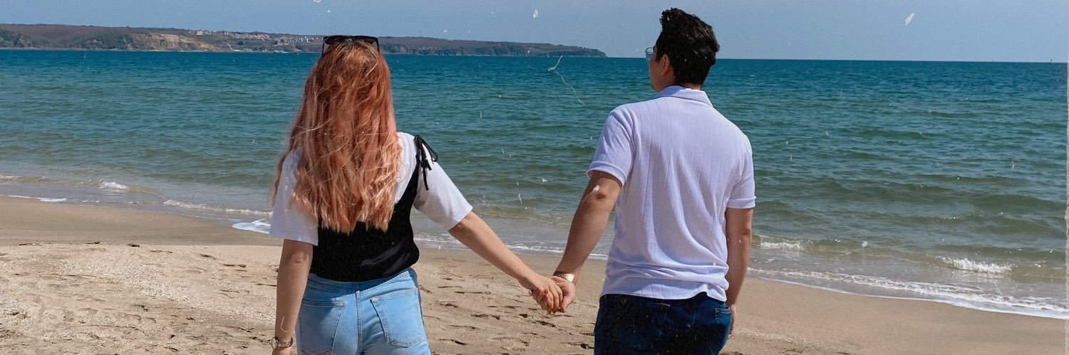 Familyeser's profile banner image