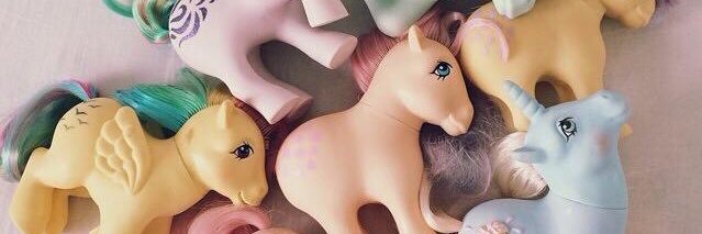 Paphatsarin's profile banner image