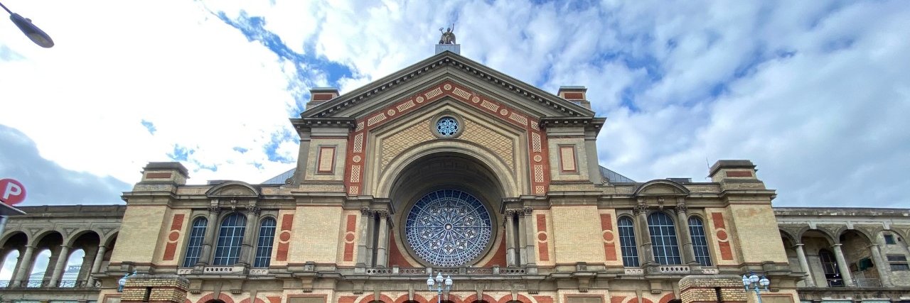 Chris Burkill banner