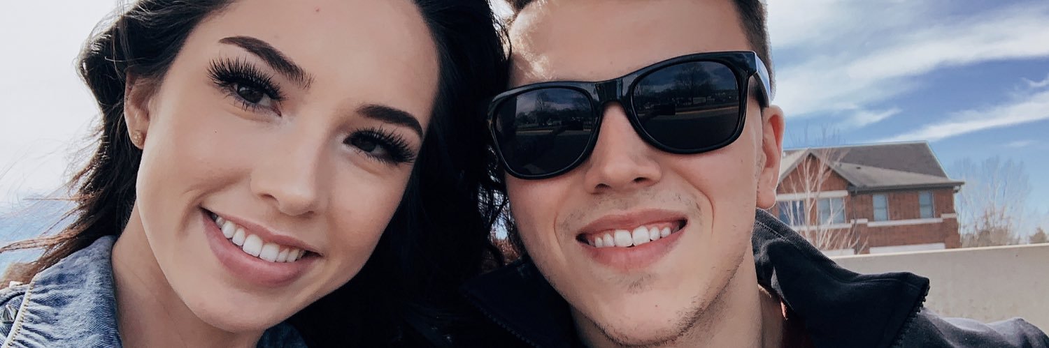 nikkirivers27's profile banner image