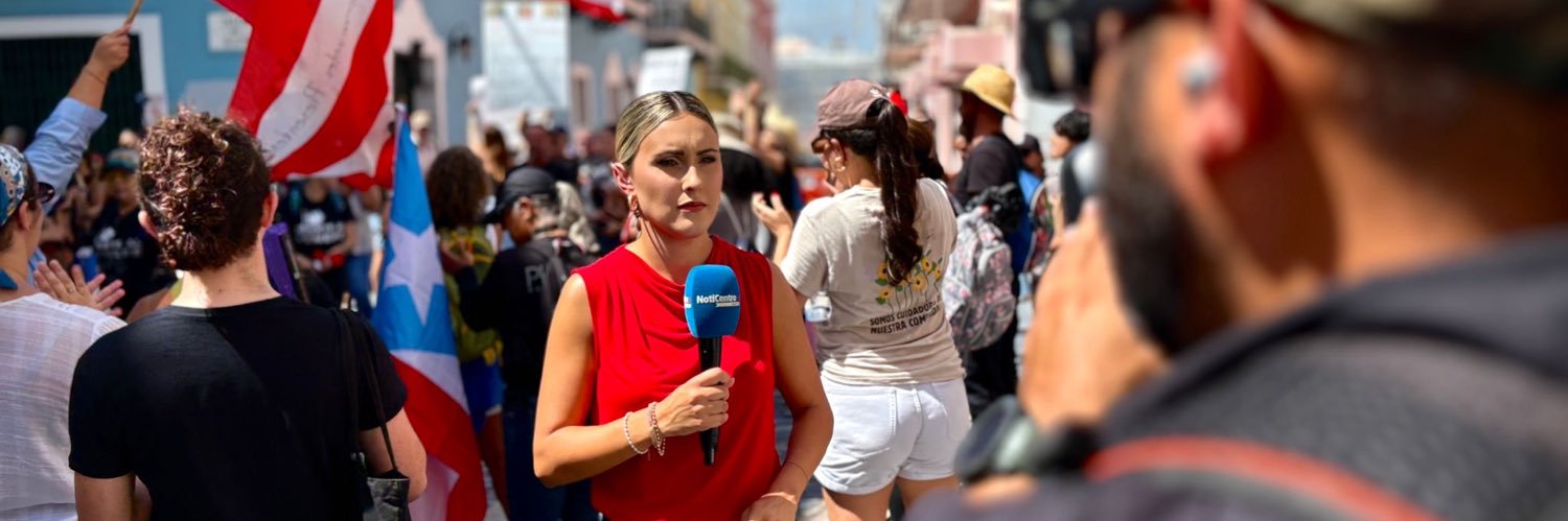 AdrianaRozas's profile banner image