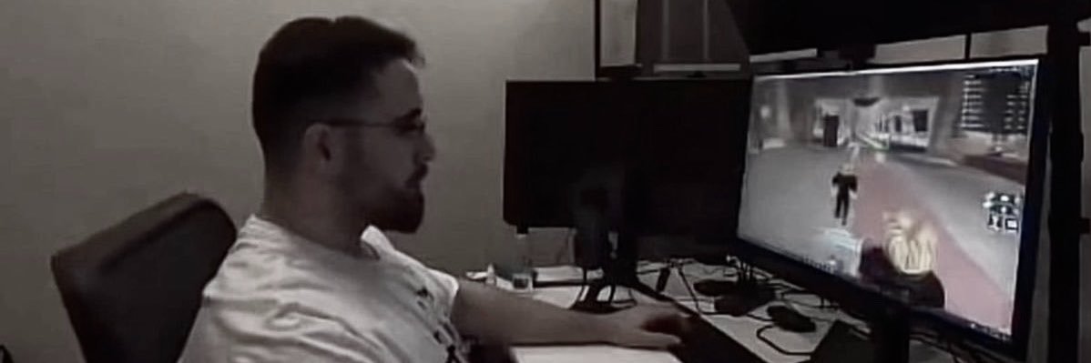 iCCCEEE9's profile banner image
