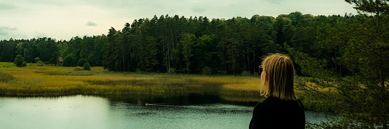 Gienio_'s profile banner image