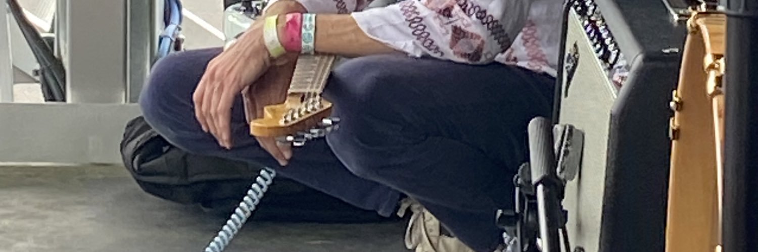 Luke Sweeney 🎵🌹🏀🌱🎶🎸 banner