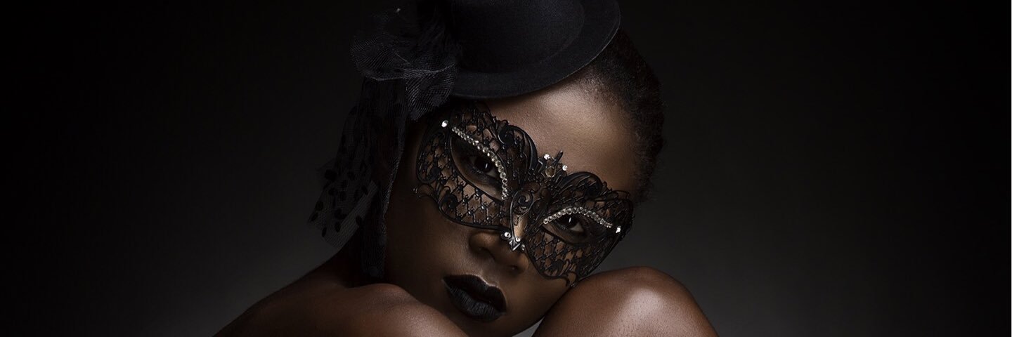 yebanara's profile banner image