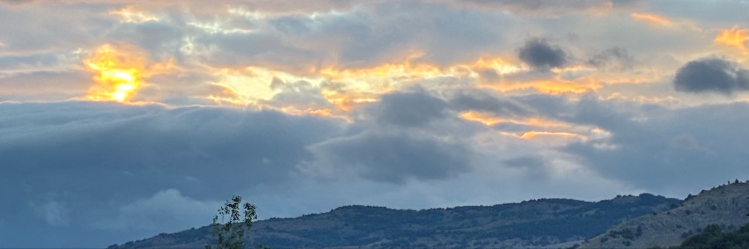 m_7ymn's profile banner image