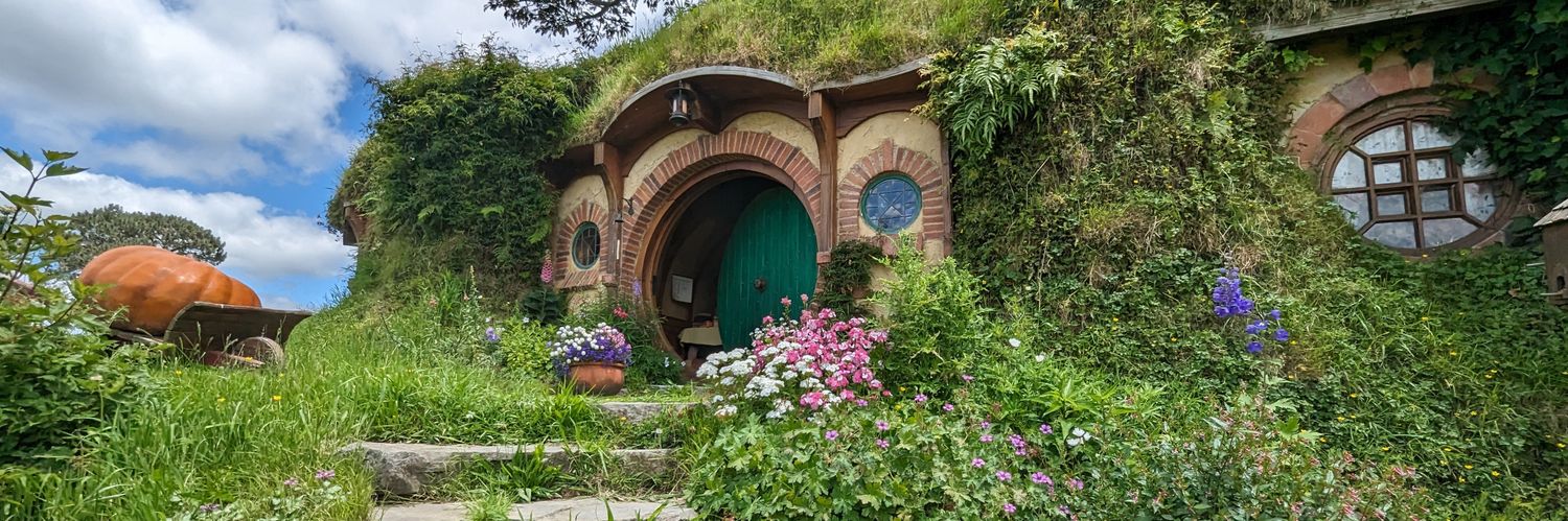 bree*dark 🎀🏳️‍🌈 banner