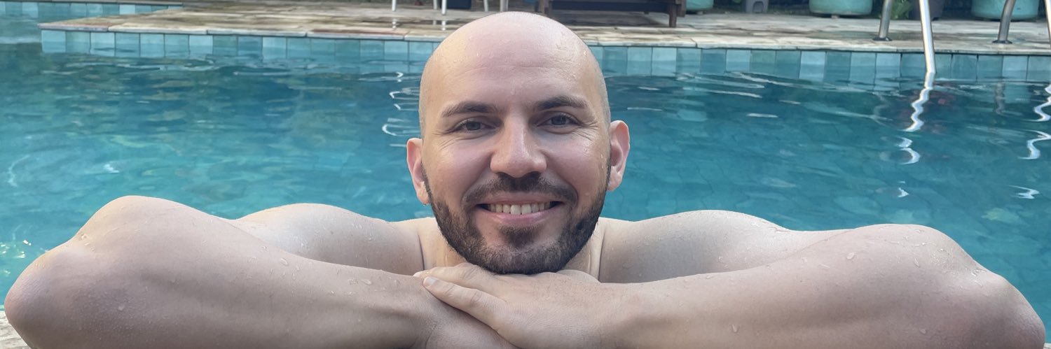 islenosousa's profile banner image