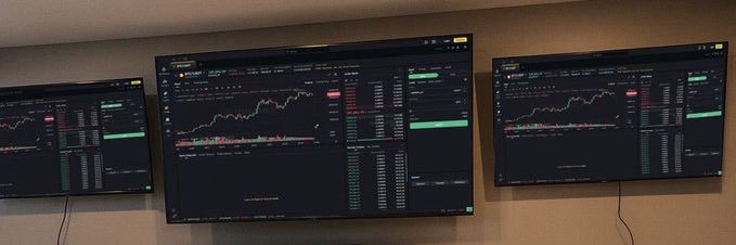 lmrtrades's profile banner image