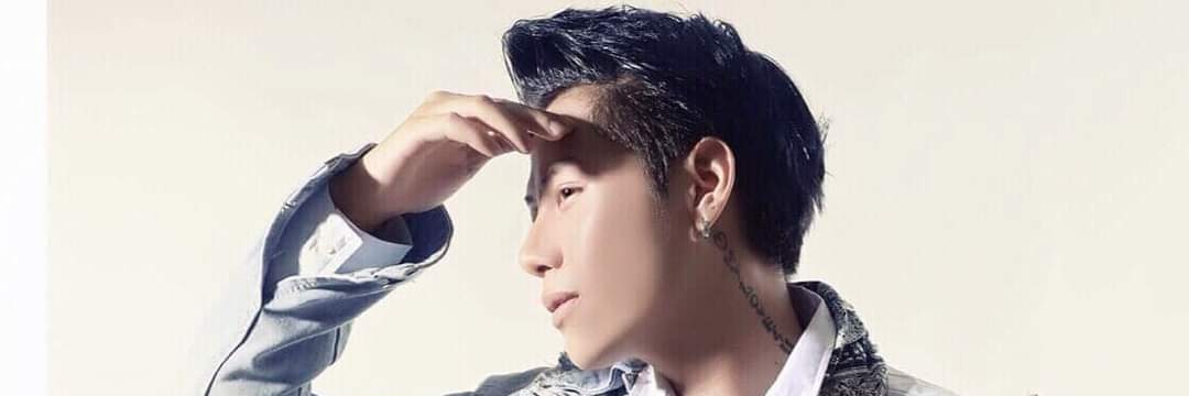 AungLin90608839's profile banner image