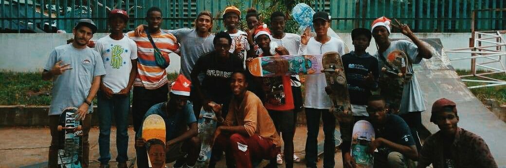 U N K N O W N banner