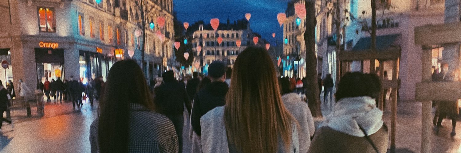 𝒥𝓊 banner