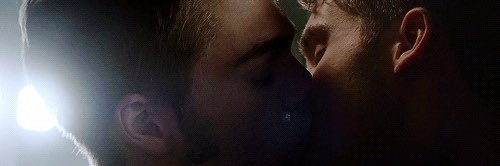 𝑻𝑯𝑬𝑶. banner
