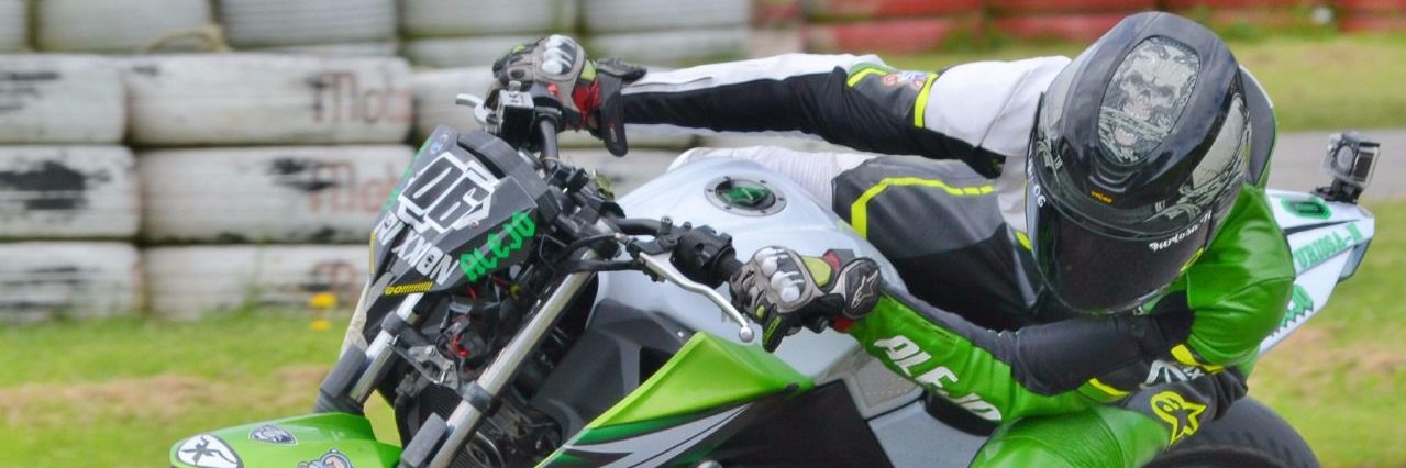 alejoapont's profile banner image