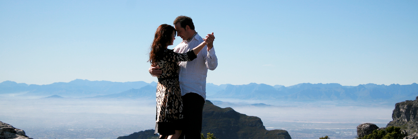 romancingtheglo's profile banner image