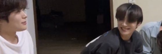 close banner