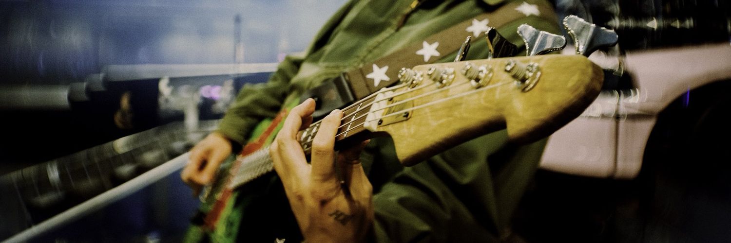 xameriquex's profile banner image