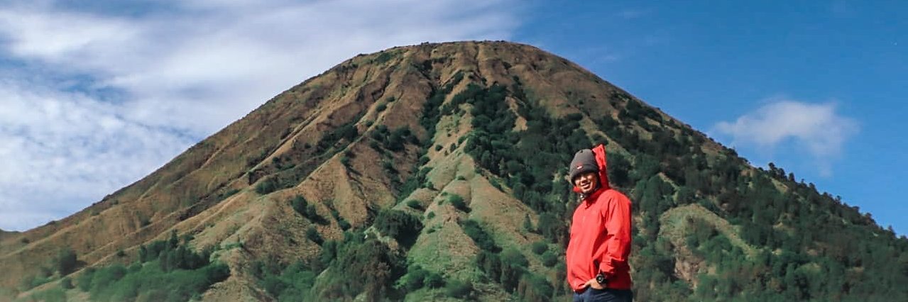 RHermawan_18's profile banner image