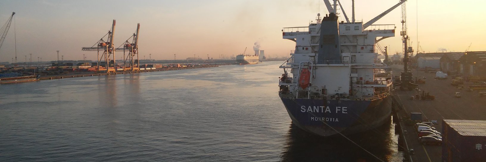 vastatuuli's profile banner image