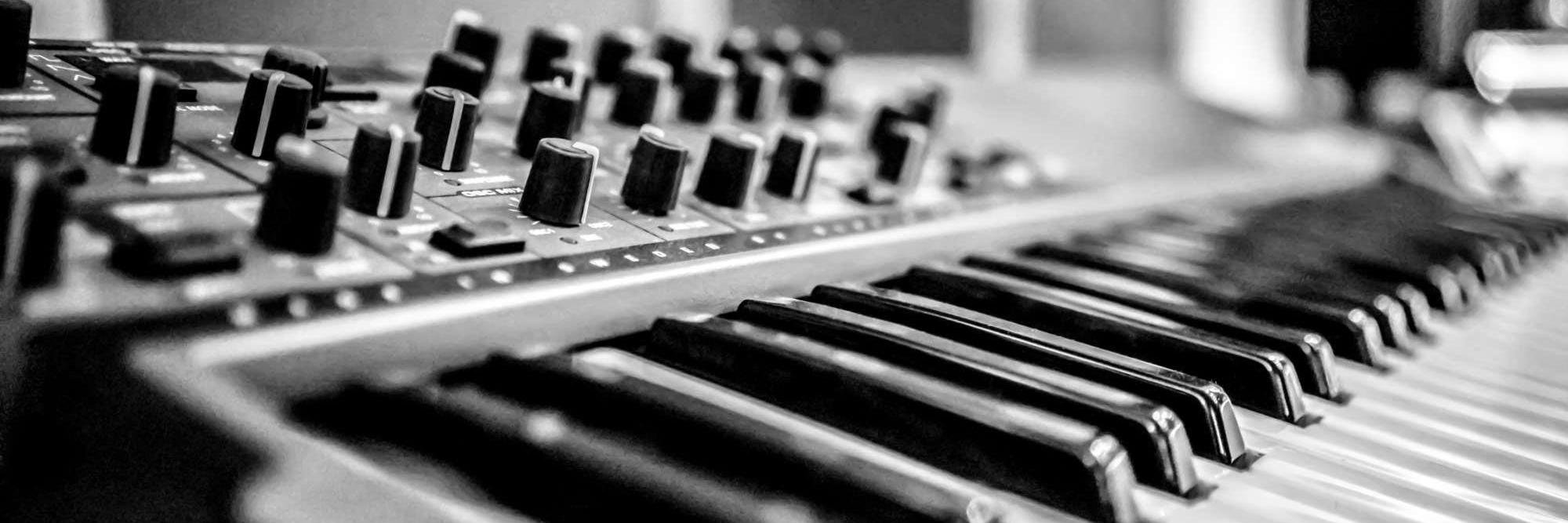 soundroll's profile banner image