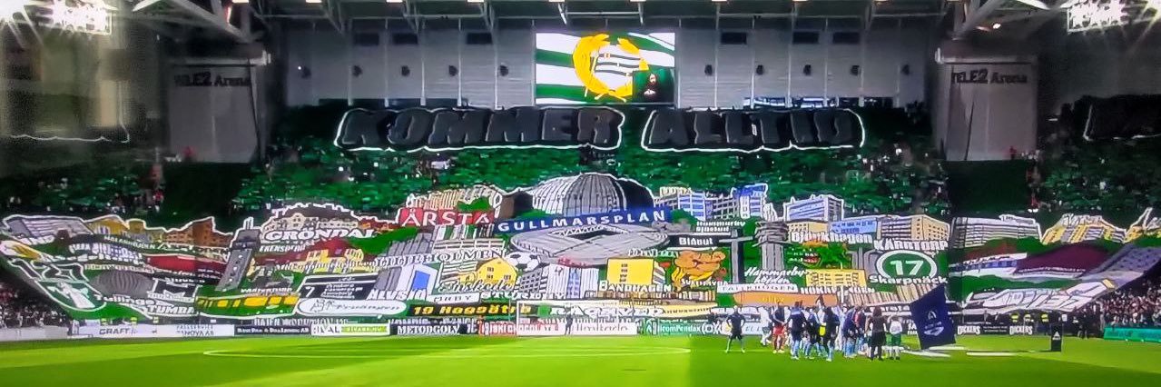 Dennis 🏆 banner