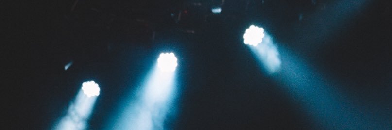 mora banner