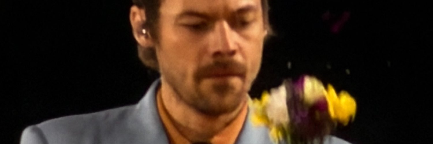 emlekcyr's profile banner image