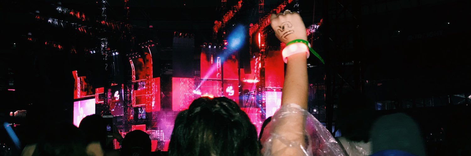 ttaylorrswift13's profile banner image