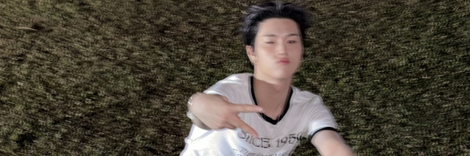 eunoia0mile's profile banner image