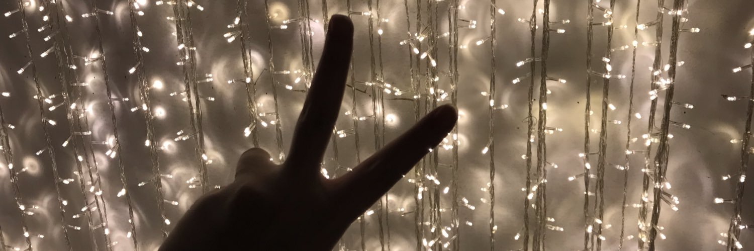 mayziness's profile banner image