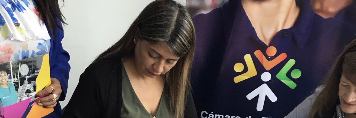 Lucía Calderón A. banner