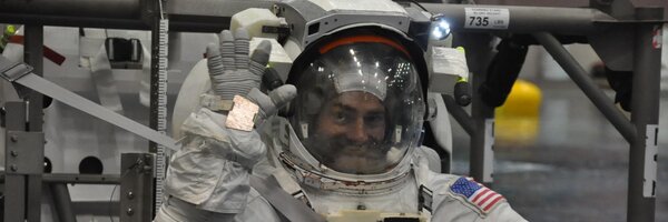 Astro_Sabot Profile Banner