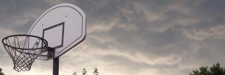 aveliu24's profile banner image