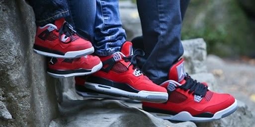 SneakersES's profile banner image
