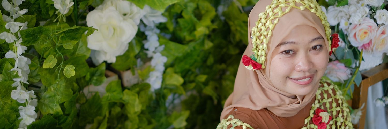 lisatryd's profile banner image