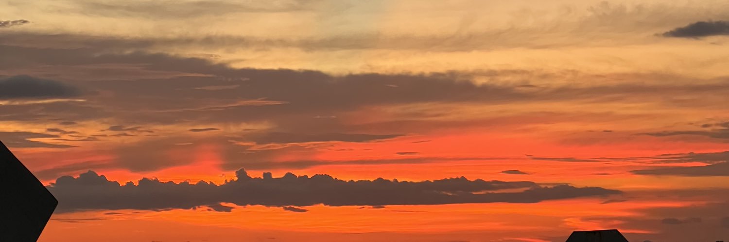 catherineglez's profile banner image