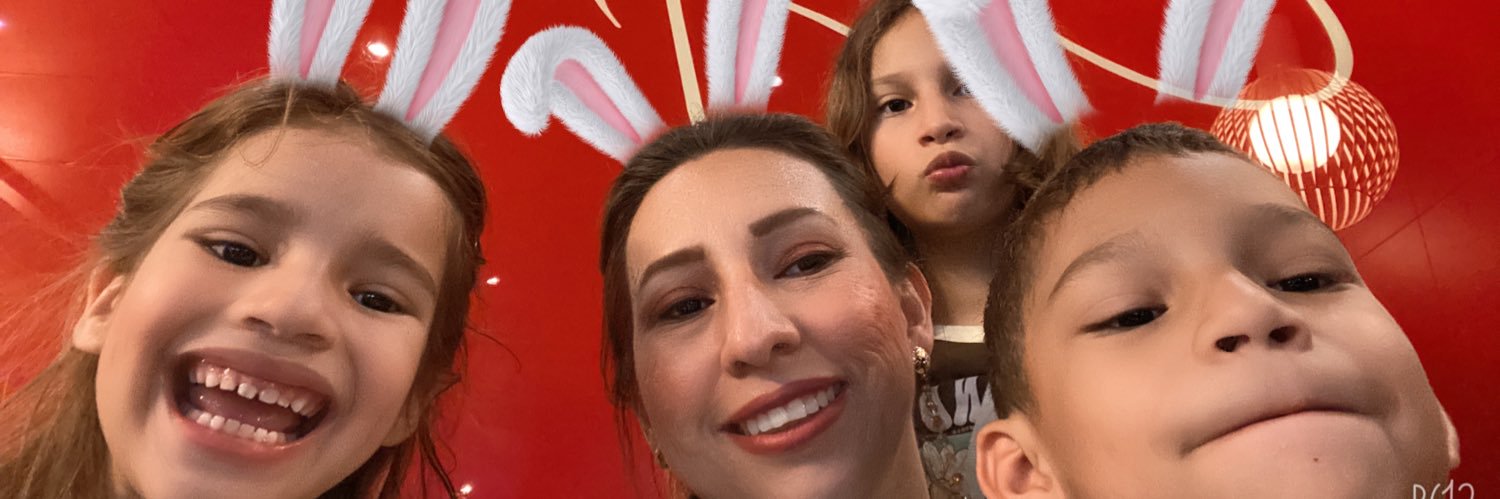 Ela Vides banner