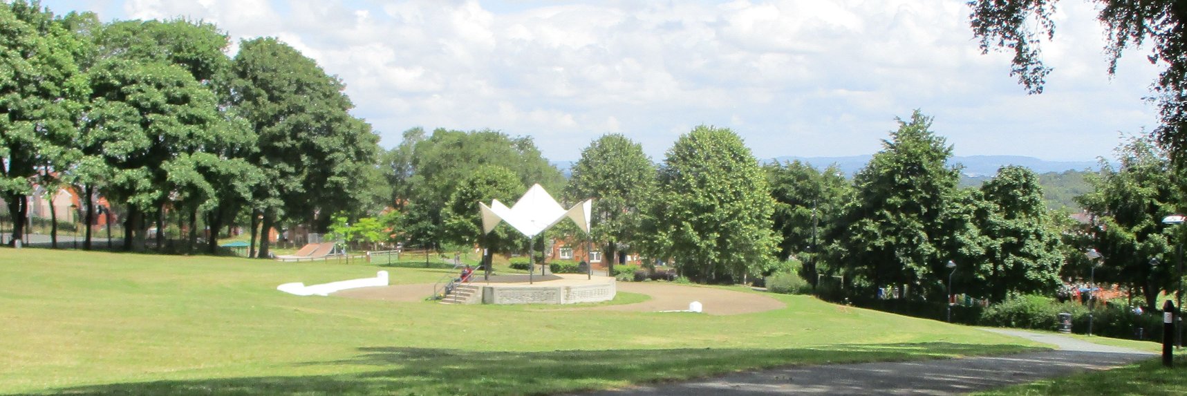 Rhosllannerchrugog banner