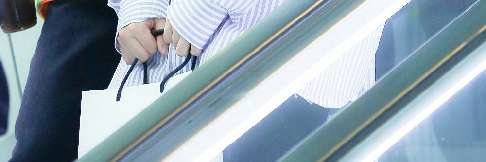 AomHotm's profile banner image