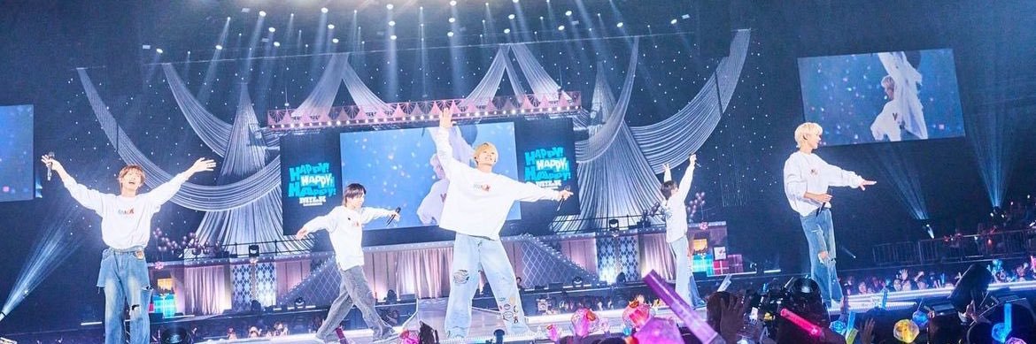 ୨୧ banner