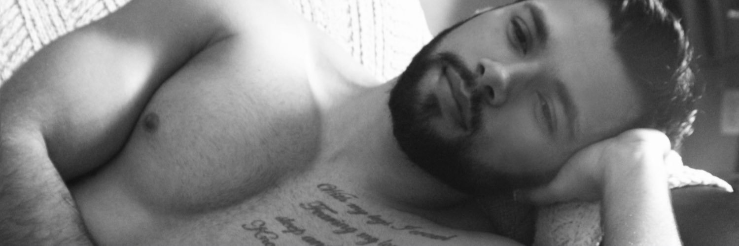 hopefulromcom's profile banner image