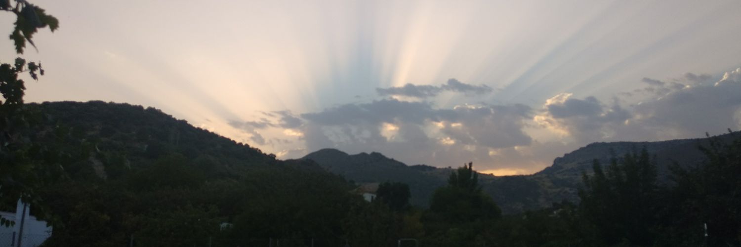 carmenrr99_'s profile banner image