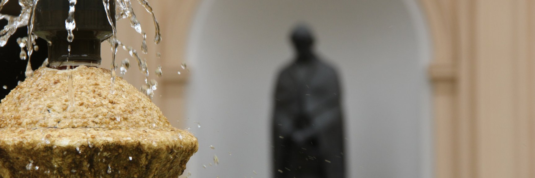 Colegio Monserrat banner