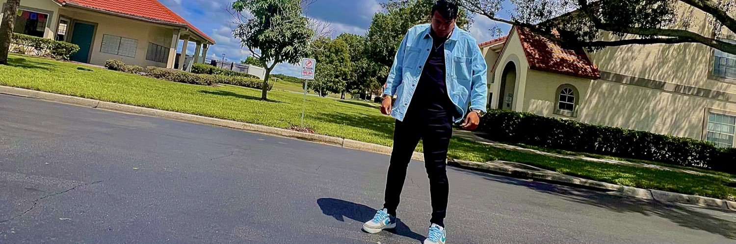 RicardoCadevila's profile banner image