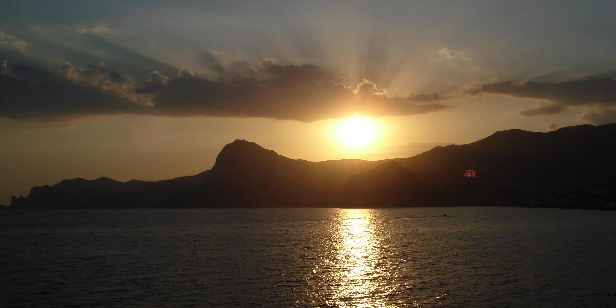 Хлопец у шортах banner