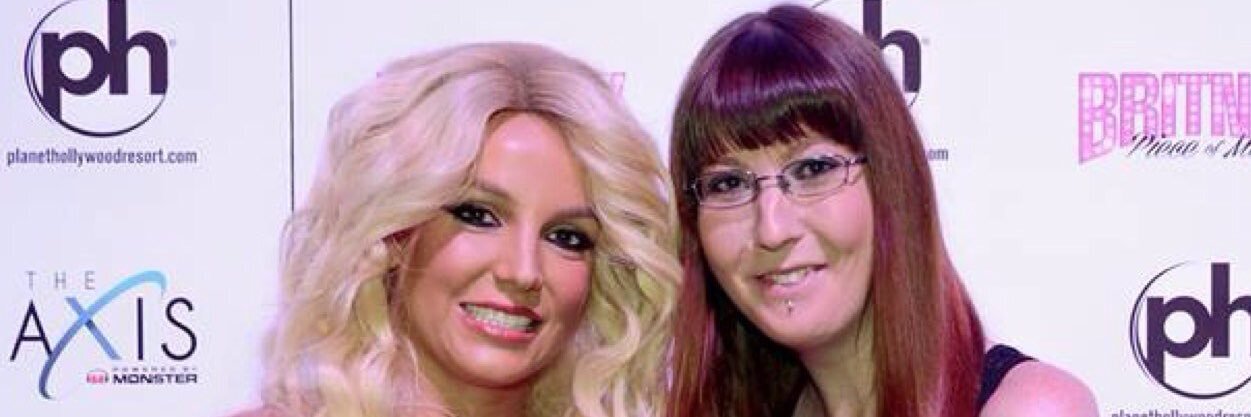 DebbieQ90's profile banner image