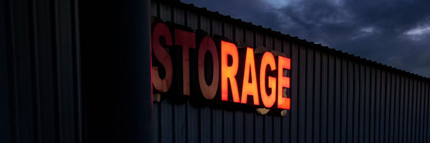 𝐋𝐚𝐲_𝐫𝟒 banner